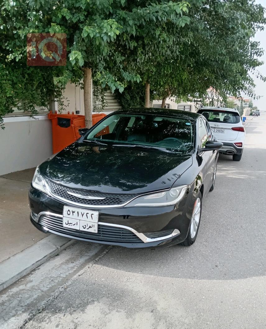 كرايسلر 200